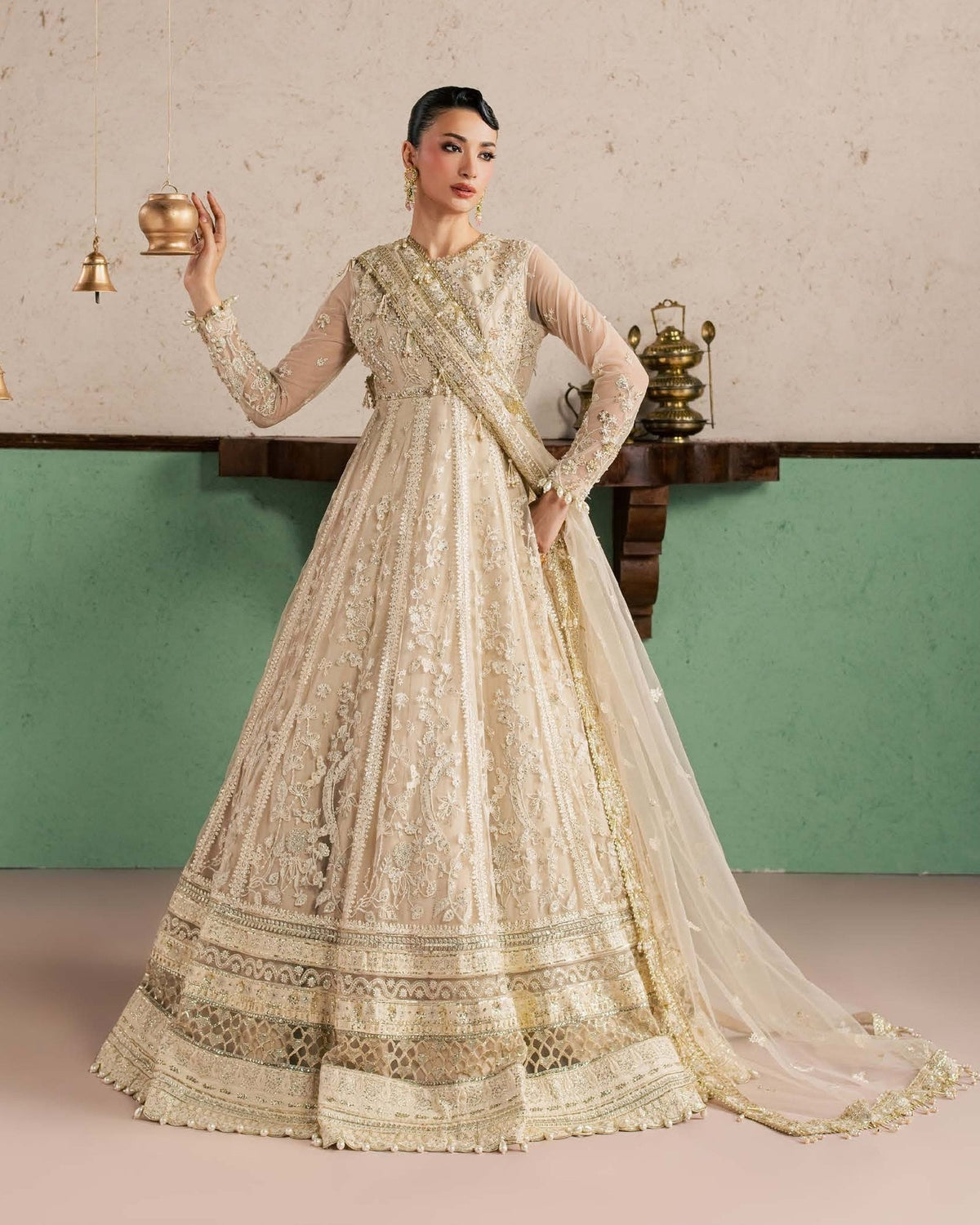 Aylin Sorelle Aurelle Ivory Gold - front view