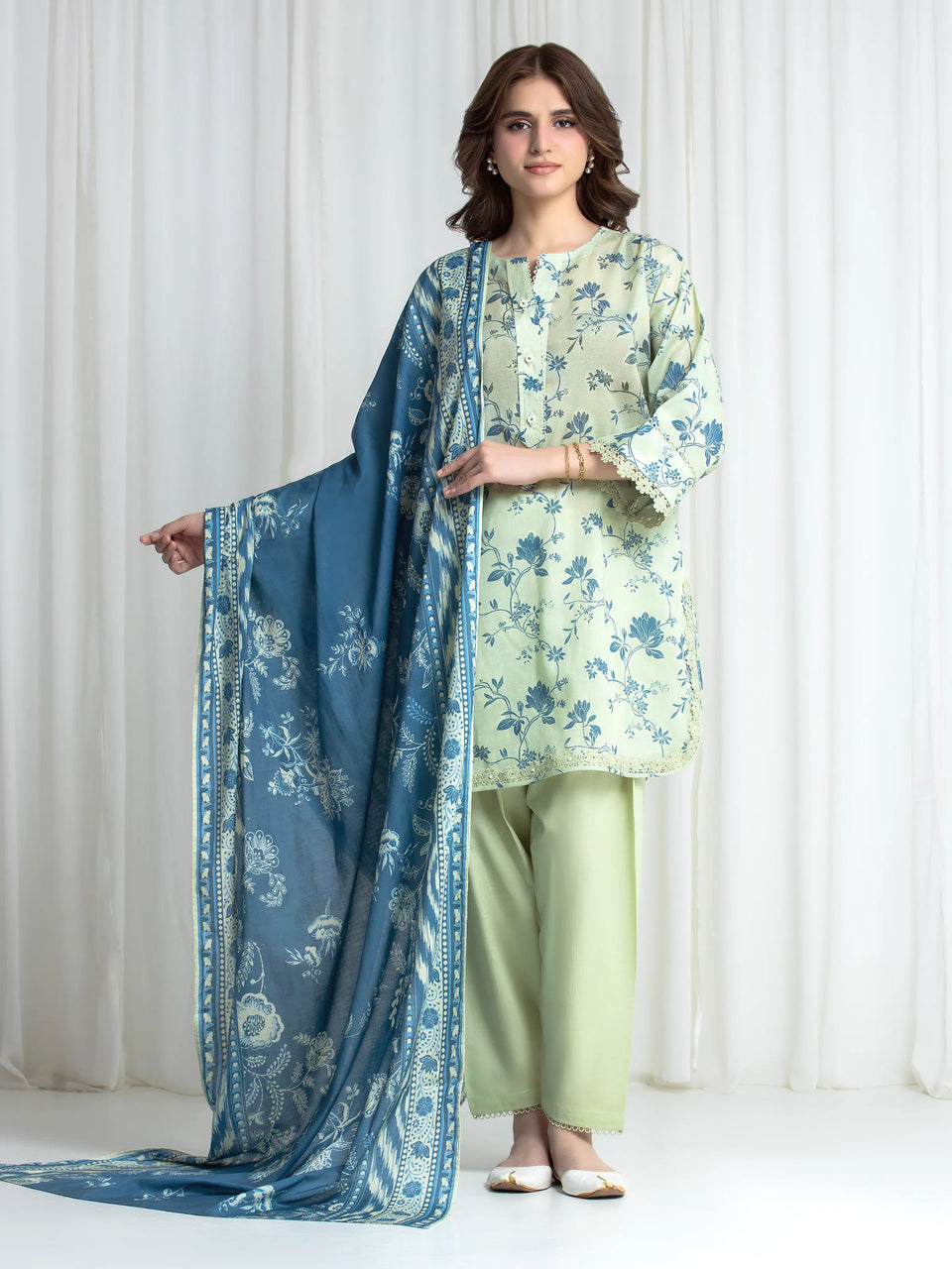 Edenrobe Allure Lawn 11 - Mint Teal three-piece unstitched printed lawn suit by Edenrobe