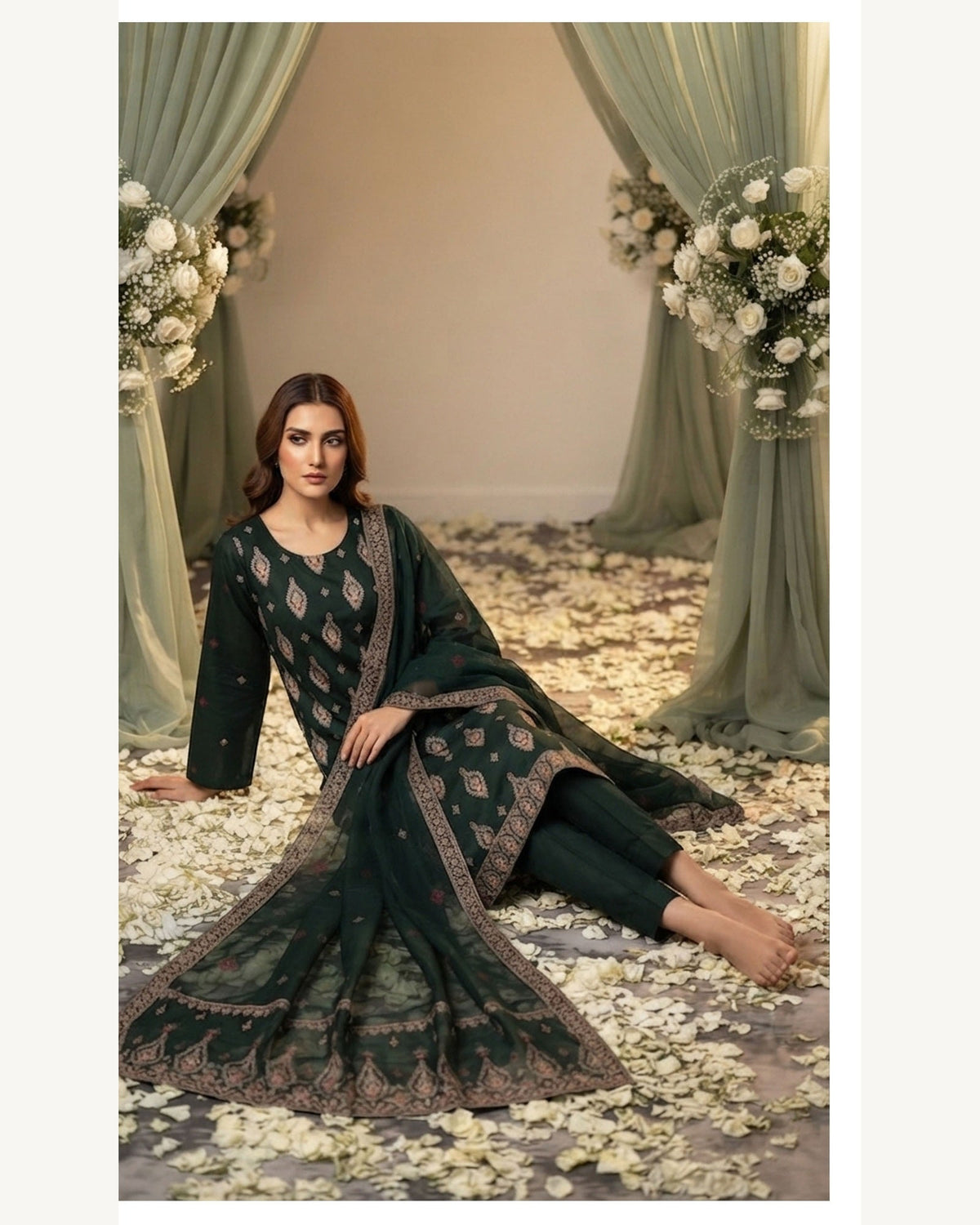 Sanam Forest Green alternate view